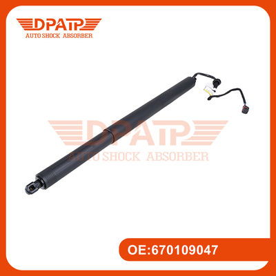 Maserati Levante Belakang Lintas Listrik Lintas Listrik 670109048 670109047