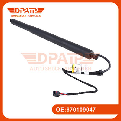Maserati Levante Belakang Lintas Listrik Lintas Listrik 670109048 670109047